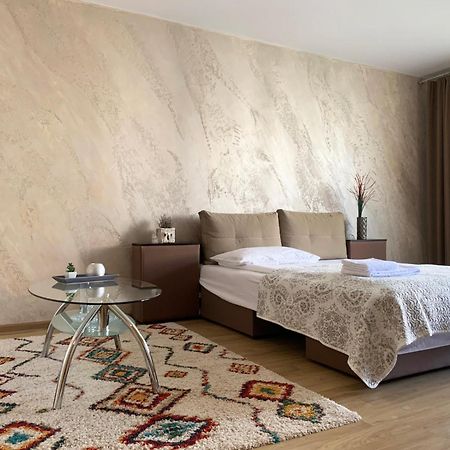 Elegantza Suites Braşov Esterno foto