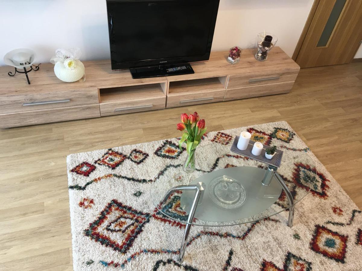 Elegantza Suites Braşov Esterno foto